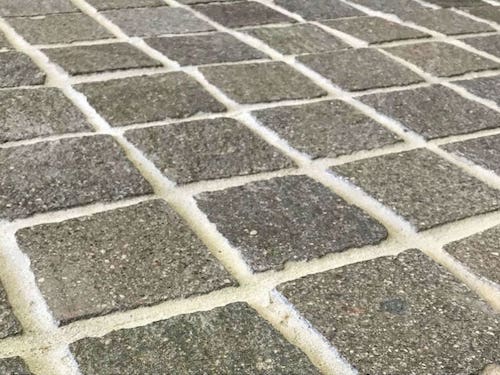 Green Porphyry Cliff Cobbles Paving