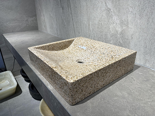 Calacatta Viola Marble Table