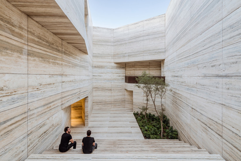 The Application of Marble in Contemporary Architecture：Highlighting Spatial Aesthetics